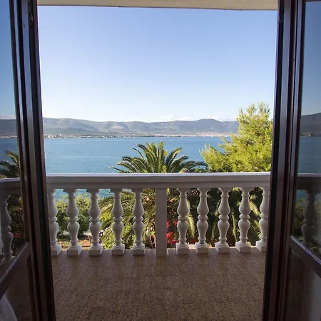 Apartment David - 20m From The Beach With Parking *