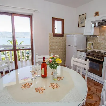David - 20m From The Beach With Parking Apartment *