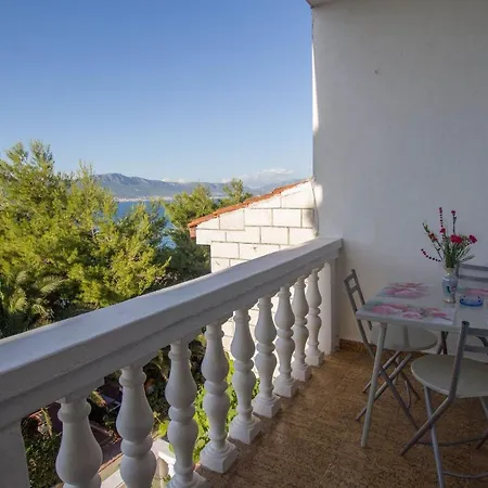 David - 20m From The Beach With Parking Apartment