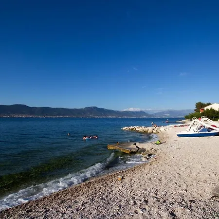 Apartment David - 20m From The Beach With Parking *