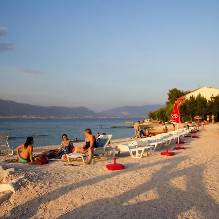 David - 20m From The Beach With Parking * Trogir