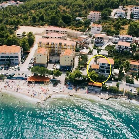 David - 20m From The Beach With Parking Apartment