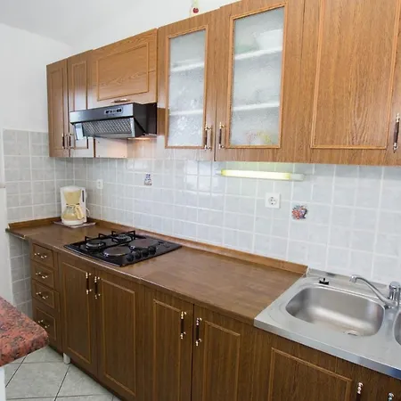 Apartment David - 20m From The Beach With Parking